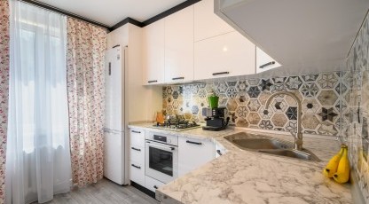 Bucătărie MODERNĂ, de colț, în nuanță - albă Bucătarii moderne